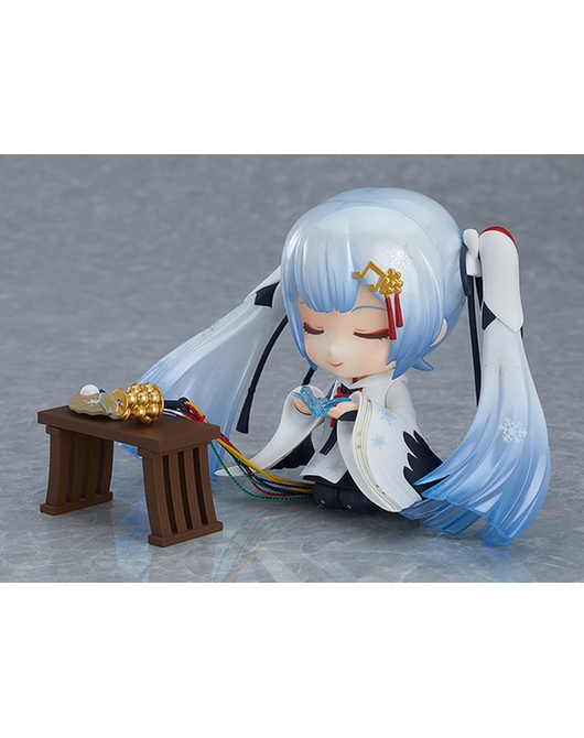 Nendoroid Snow Miku: Crane Priestess Ver.