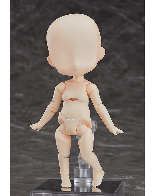 这是款拥有丰富可玩性的手掌大小可动模型,头部为黏土人尺寸,身体