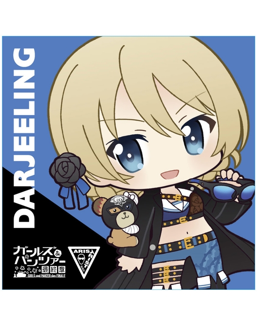 ガールズ＆パンツァー スクエアクッション ダージリン 黒マントver.