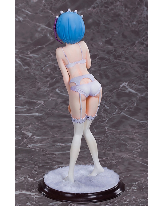 rem lingerie